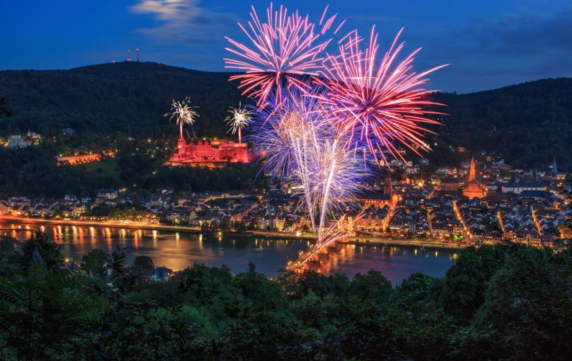 Schlossbeleuchtung Heidelberg 2026 erleben | NiceGuides