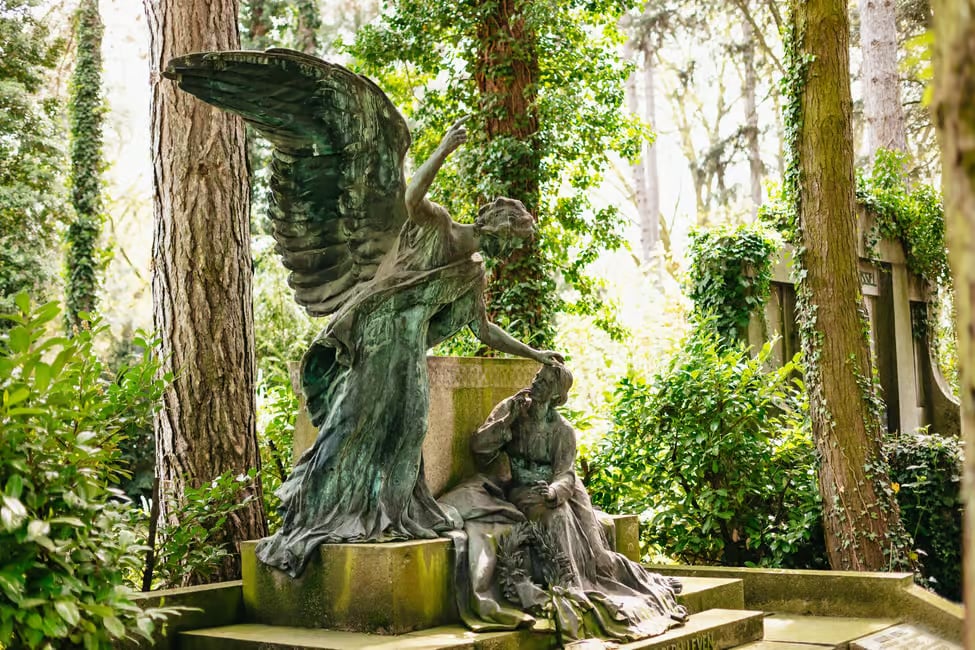 Melatenfriedhof Tour – Kunst & Geschichte in Köln