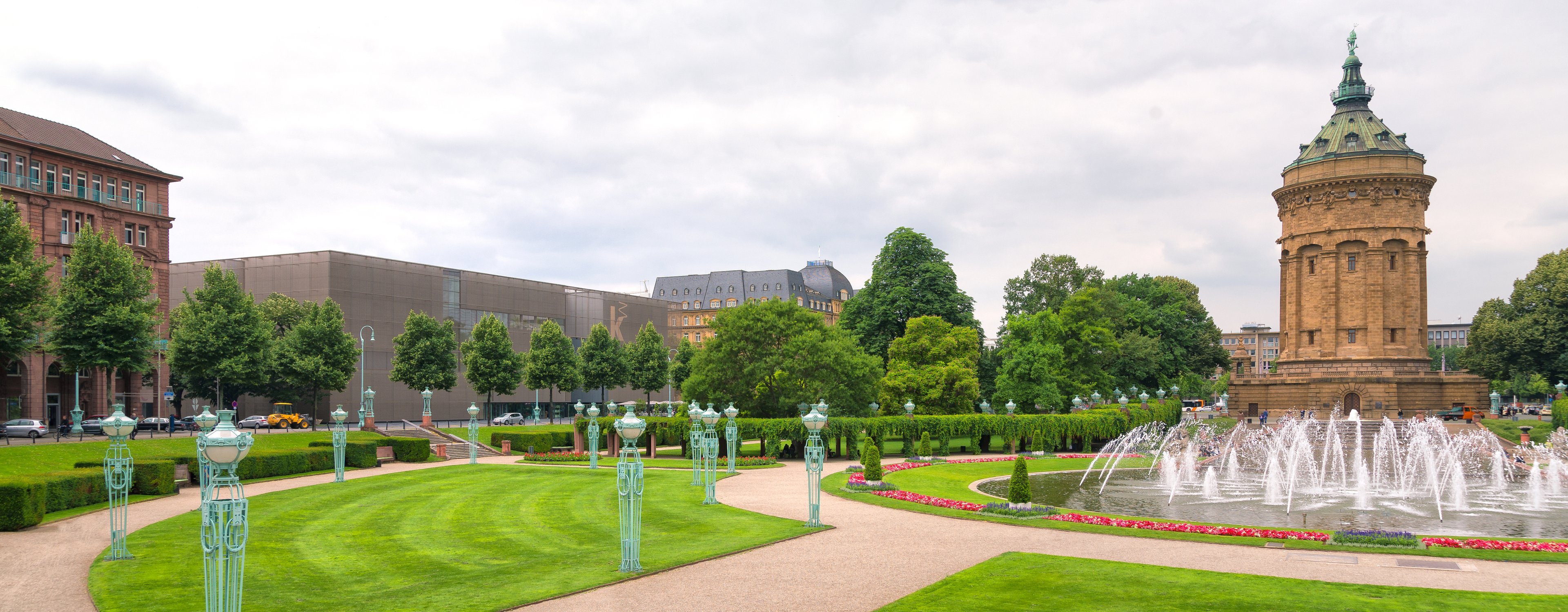 Mannheim entdecken: Vom Barockschloss bis zum Wasserturm