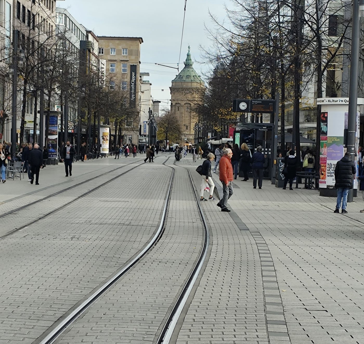 Mannheim: Öffentliche Henkerführung mit „Henkersmahl“ - Stadtführung mit süßer Waffel!