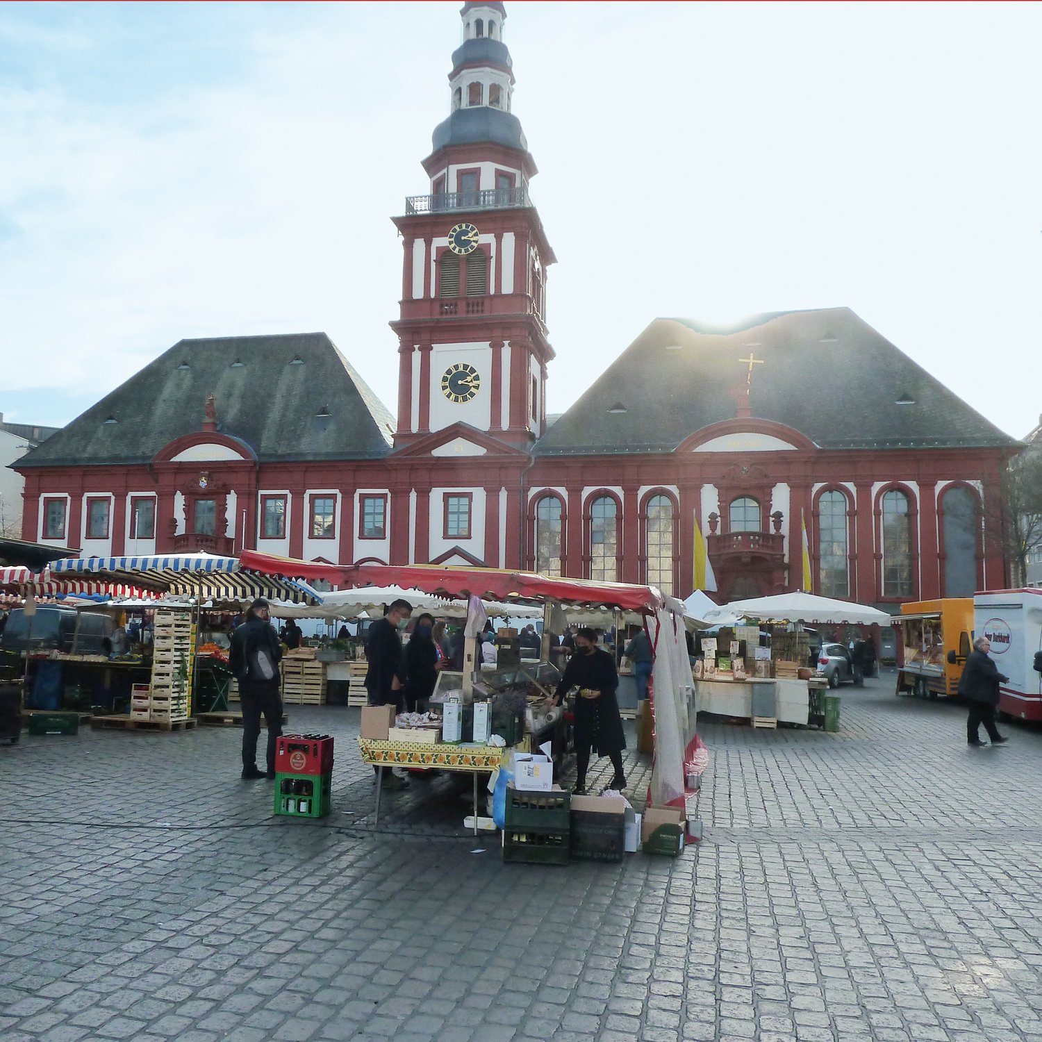 Öffentliche Highlight-Stadtführung Mannheim: Sekt, Snack, Schloss und StreetArt!