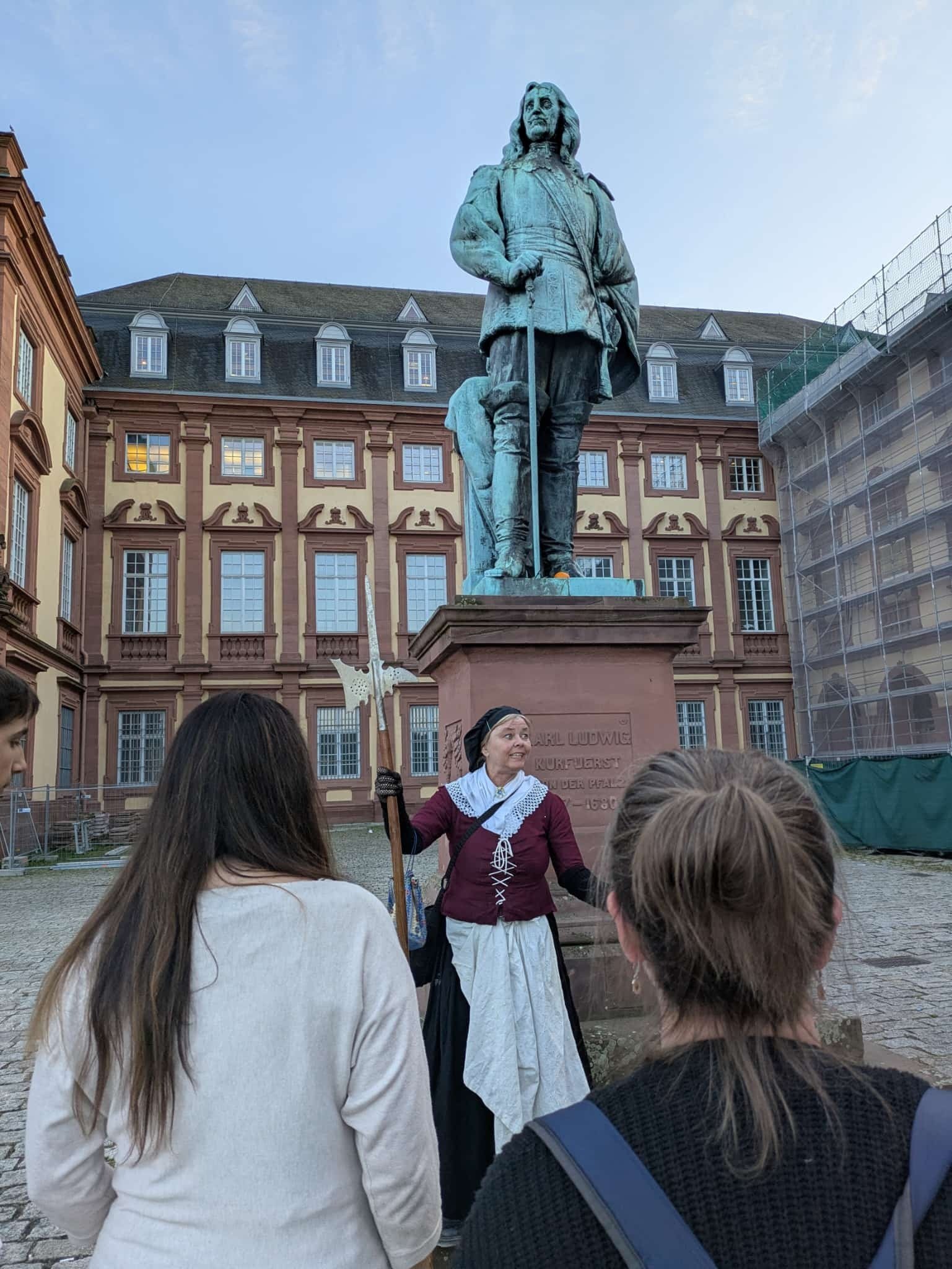 Mannheim: Öffentliche Nachtwächterführung mit Nachtwächterweib Marie - Beginn: 20.00 Uhr!