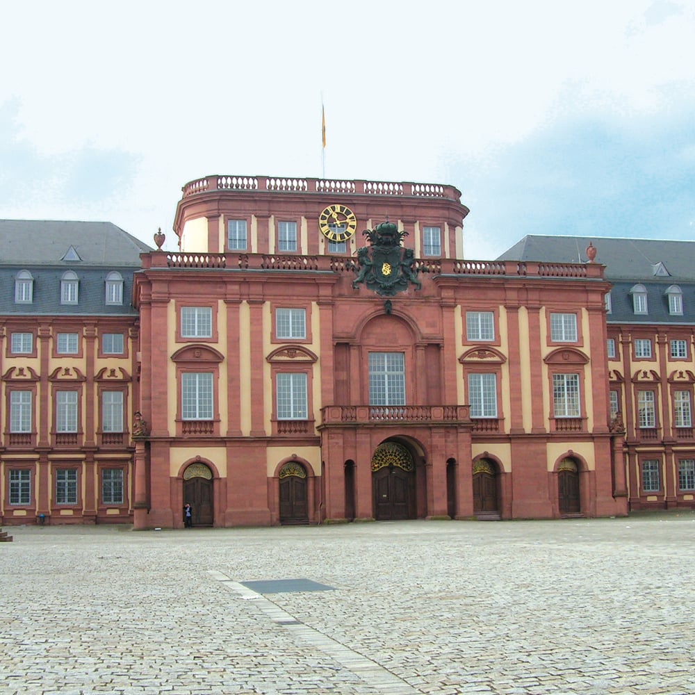Private Kostümführung: Mit Bertha Benz durch Mannheim!