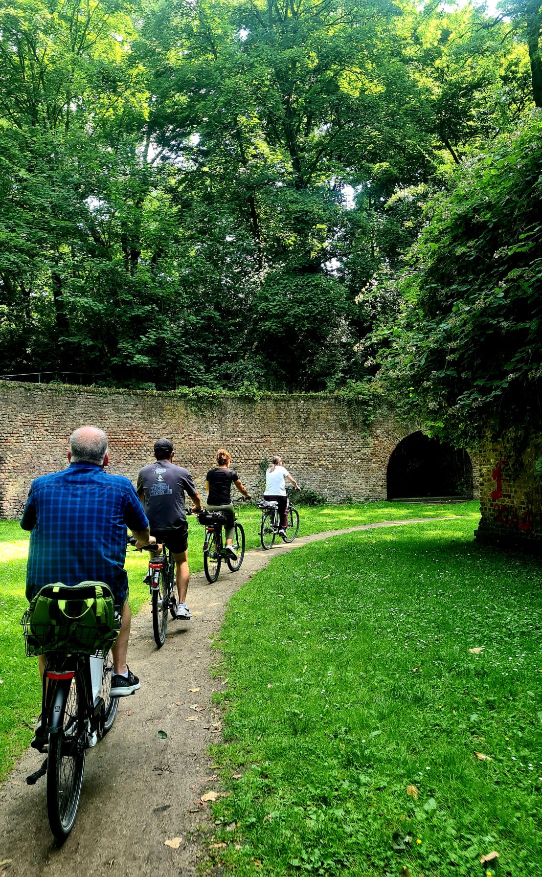 Geführte E-BIKE TOUR "Köln PANORAMA"