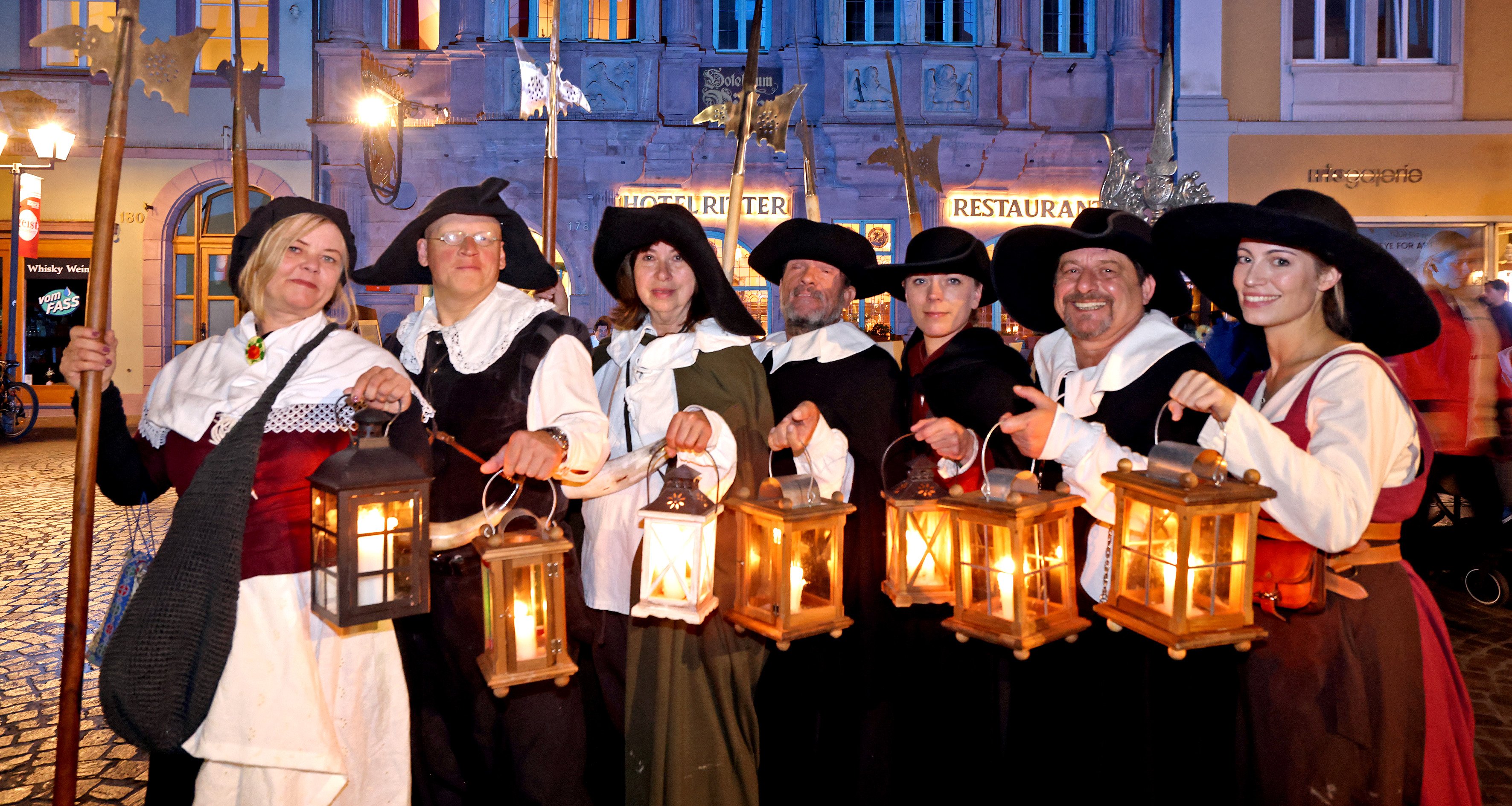 On the trail of the night watchmen